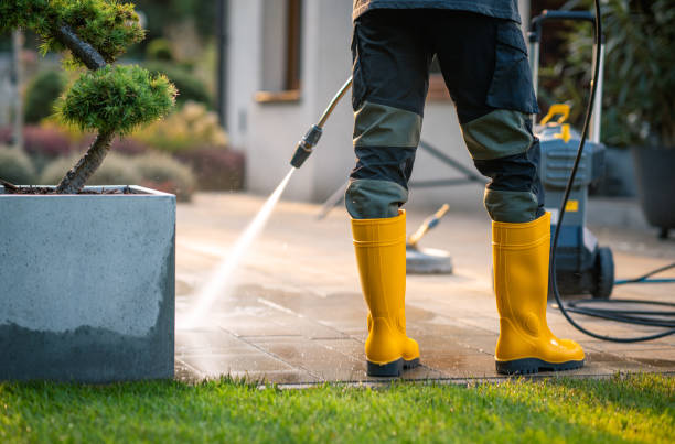 Best Commercial Building Pressure Washing  in Poquott, NY